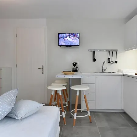 Guest house Efi