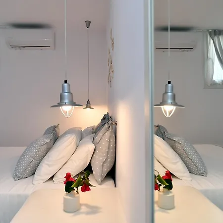 Efi Guest house